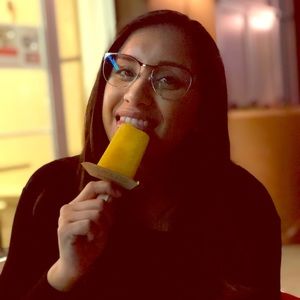 Meet your Posher, Zayra